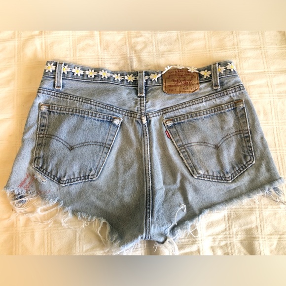 VTG 90s Levis 501 Button Fly Embelished Denim Short Shorts 34x34 Jeans - Picture 2 of 5